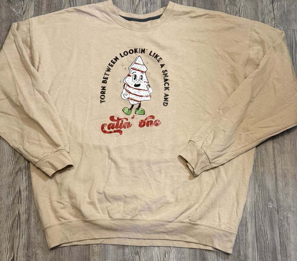 Fruit of the Loom Christmas Tree Snack Sweatshirt Size 2XL Tan